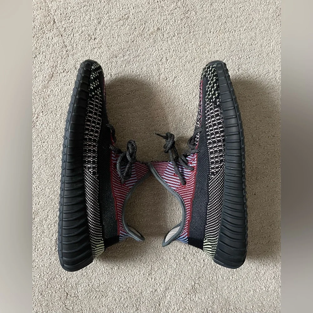 ADIDAS- YEEZY BOOST 350 V2 'YECHEIL NON-REFLECTIVE' size 10.5 (sale excluded) - Picture 14 of 16